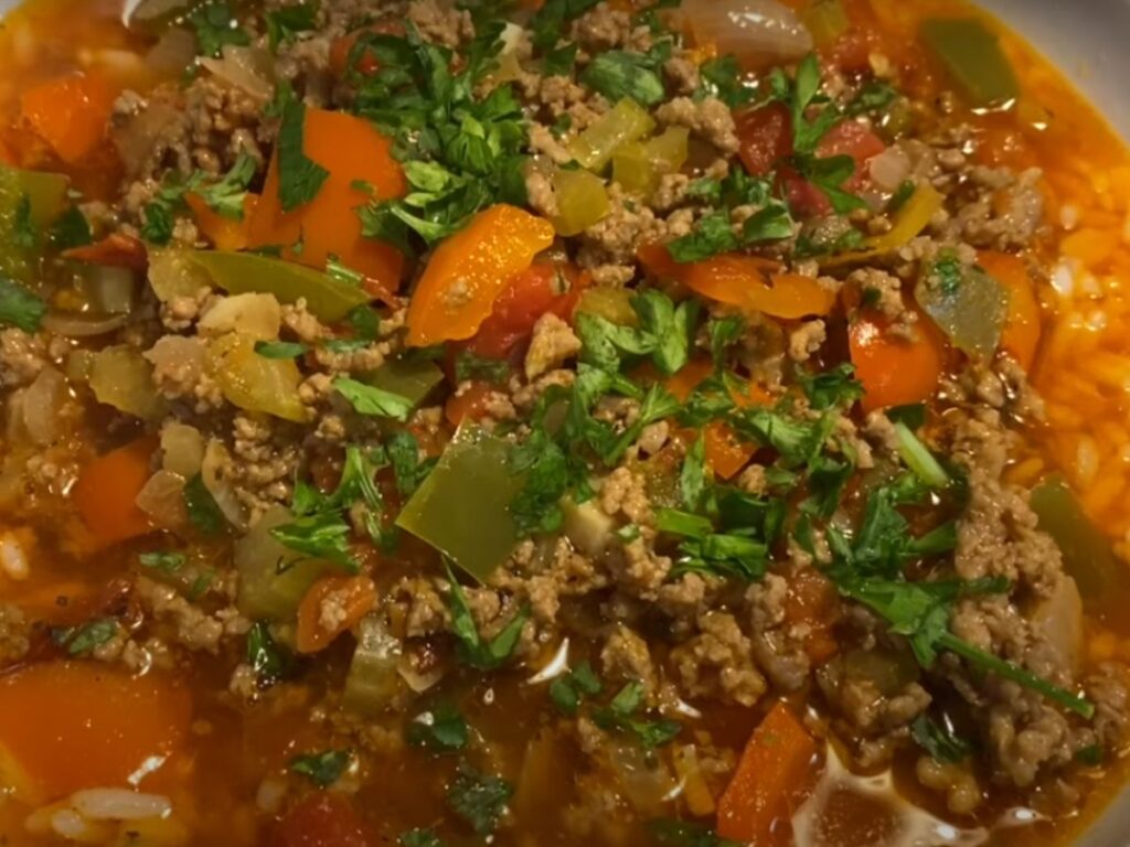 Crockpot Stuffed Pepper Soup